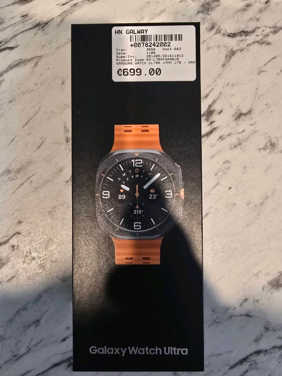 Samsung watch Brand New Still In Box - Image 1