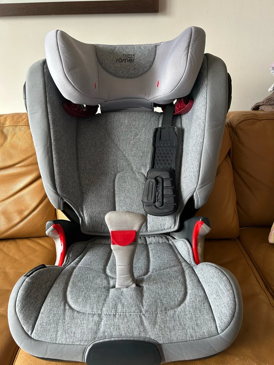 Britax romer car seat - Image 1
