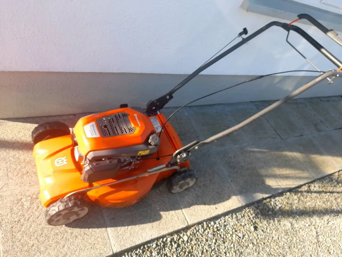 Husqvarna lawnmower - Image 2