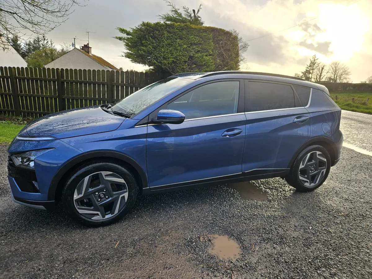 2025 Hyundai Bayon Premium - Image 2