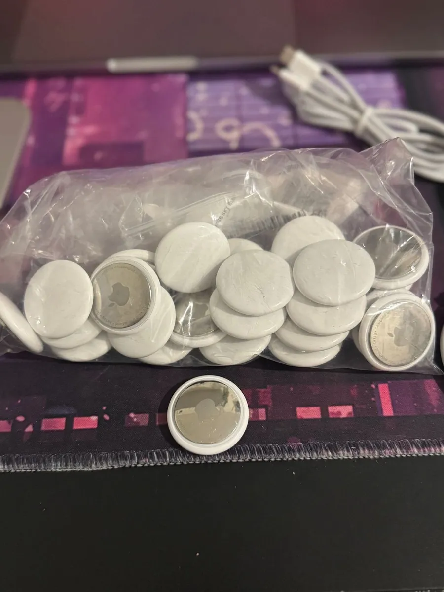 Airtag - Apple Airtags Trackers - Image 1