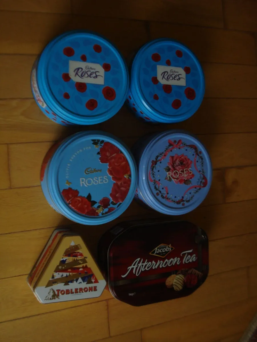 6 OLD BISCUIT & SWEETS METAL TINS. - Image 2