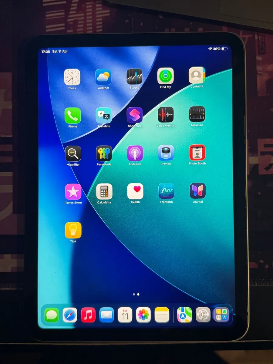 IPad 10th generation 2022 64gb - Image 2