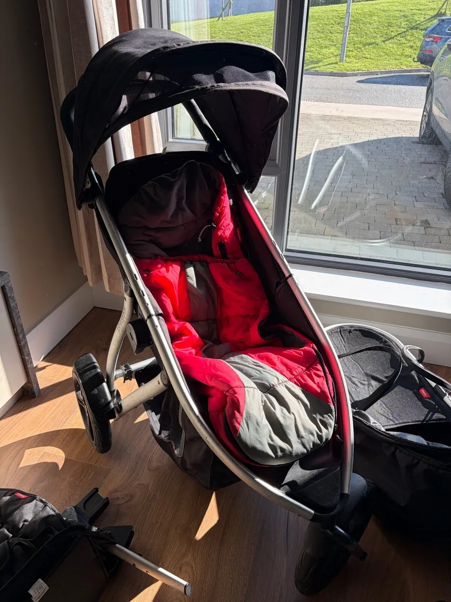 Phil and Teds Travel System - Image 4