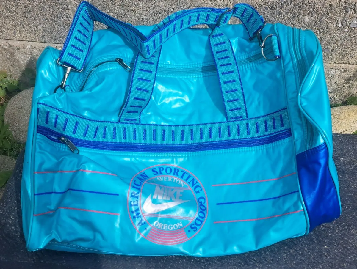 Nike Gym/Gear Bag - Image 4