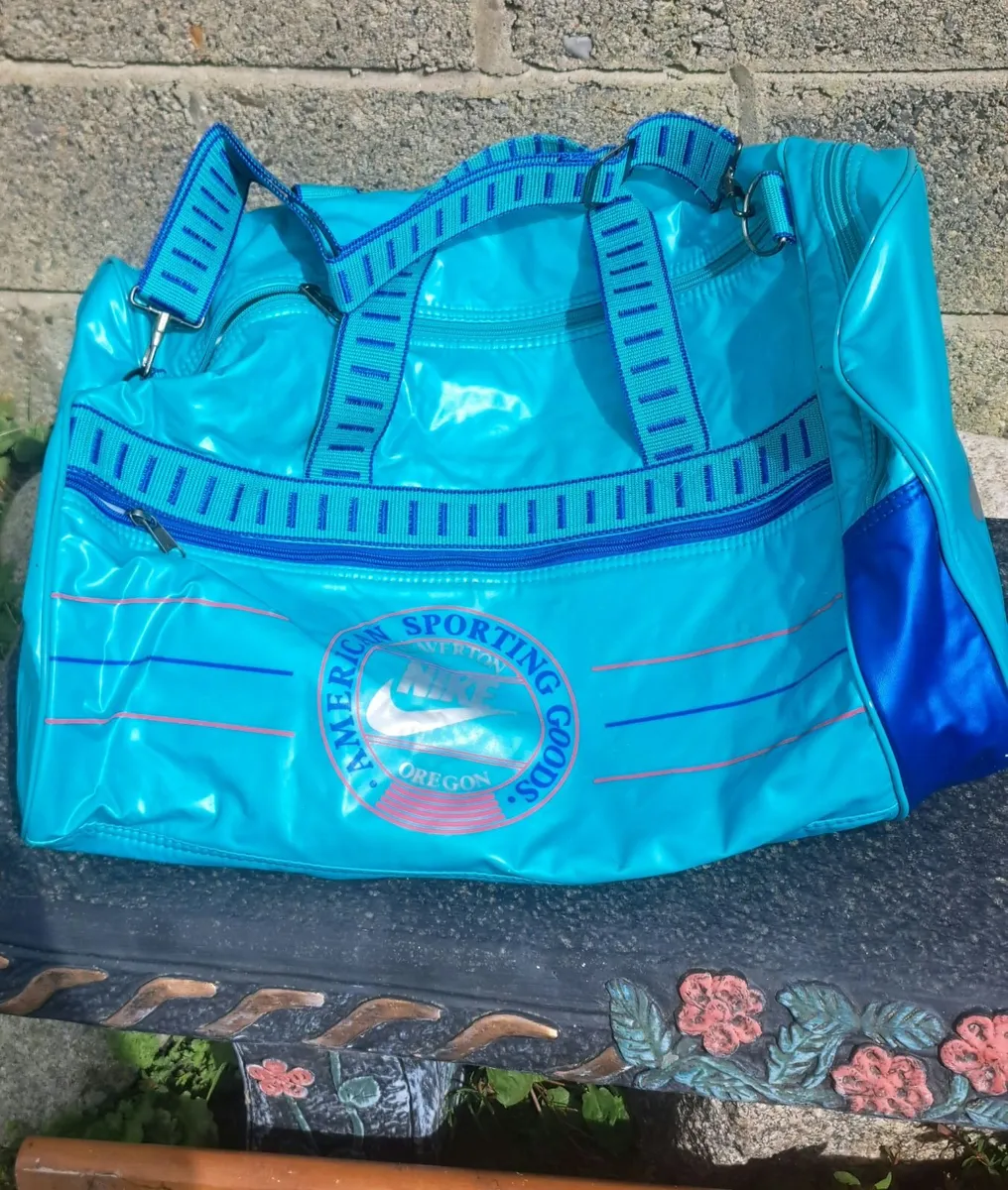 Nike Gym/Gear Bag - Image 2