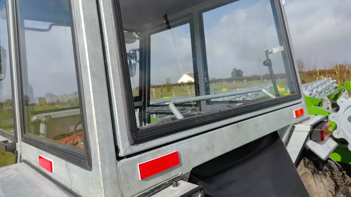 New cab fully galvanized - Image 3