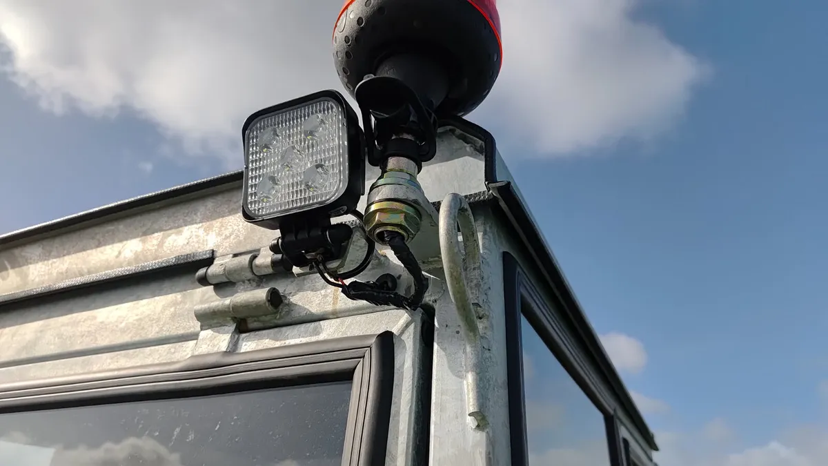 New cab fully galvanized - Image 4