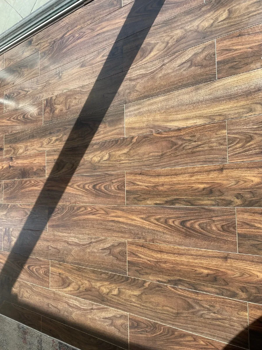 Laminate floor - Image 2