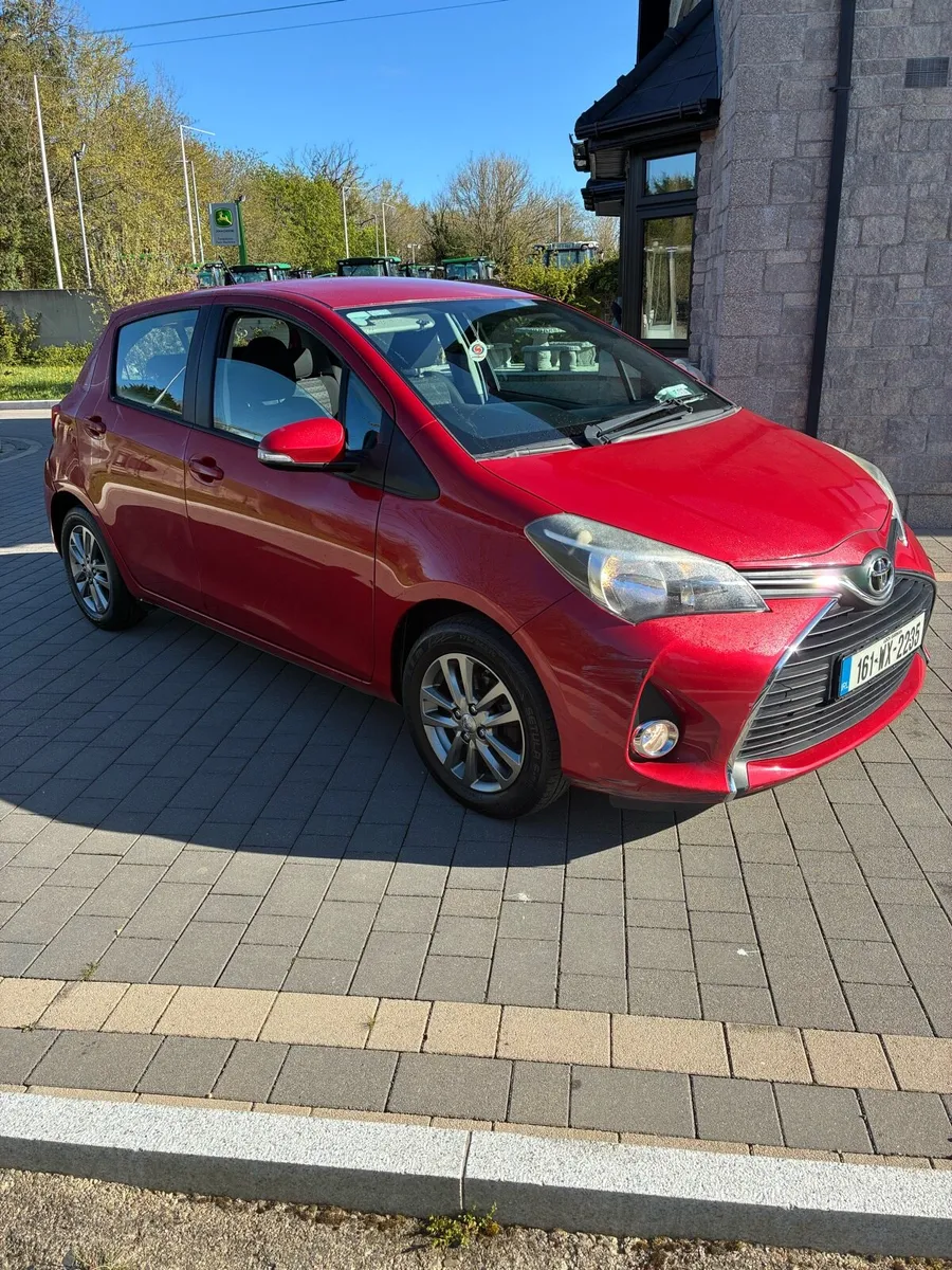 2016 Toyota Yaris *low kms* - Image 2