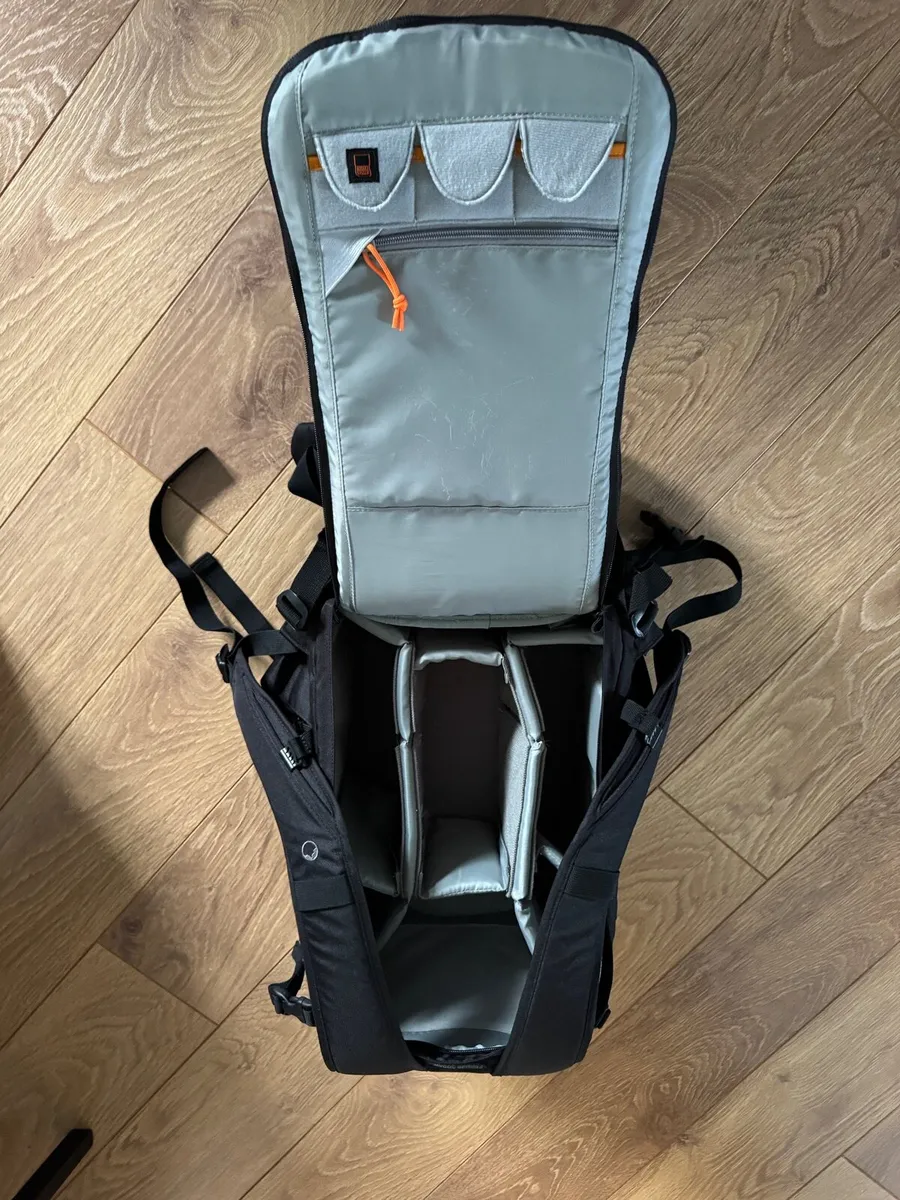 Lowepro Flipside 500 AW Camera Backpack - Image 2