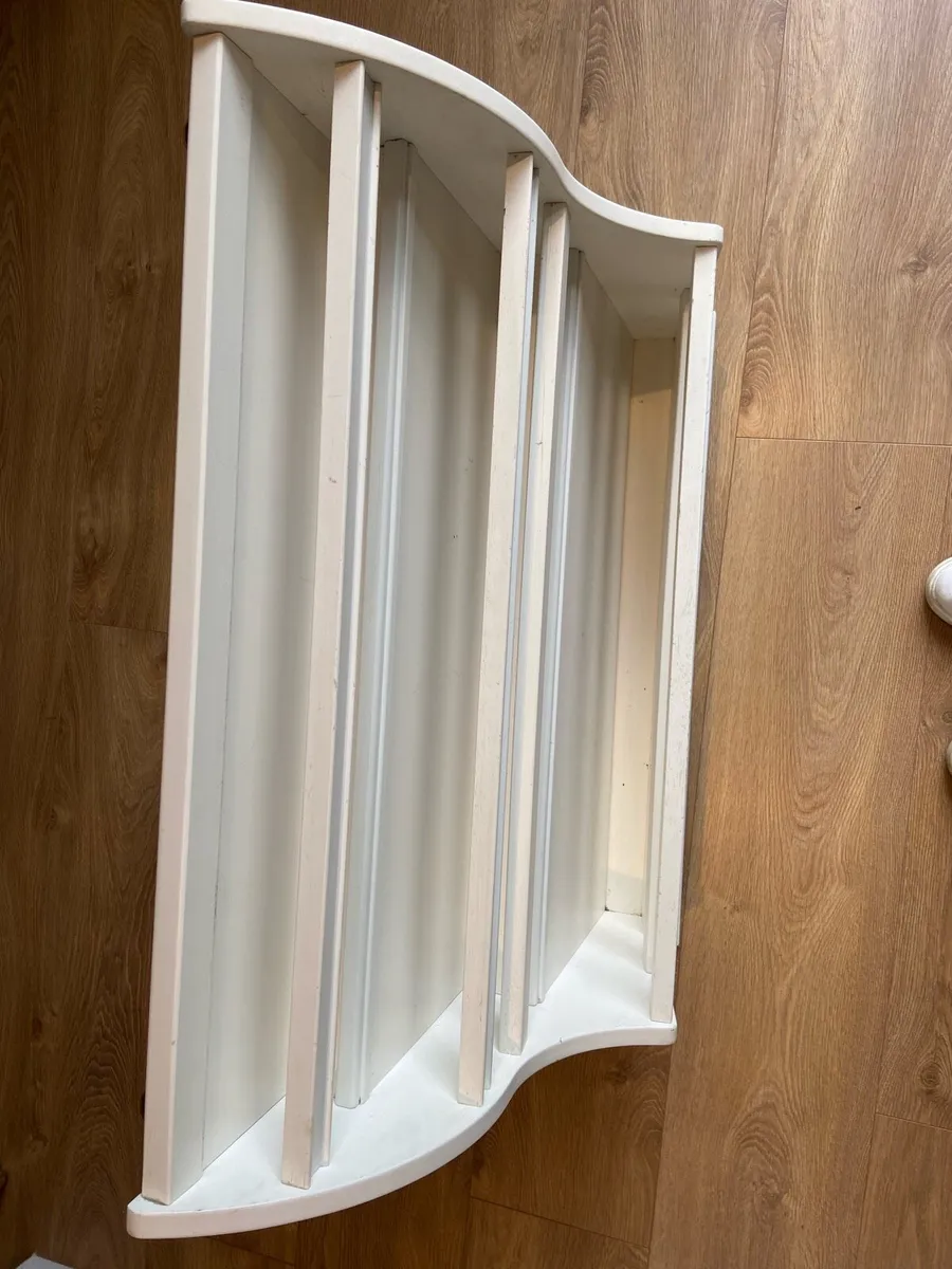 Land of Nod, children’s bookshelf - Image 4