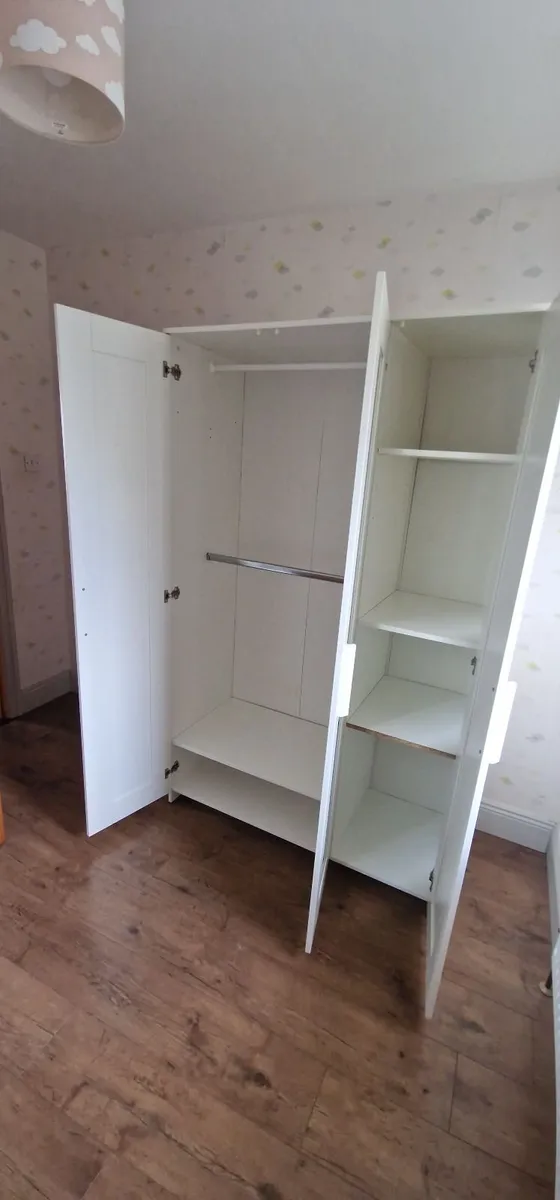 Couches and wardrobe - Image 4