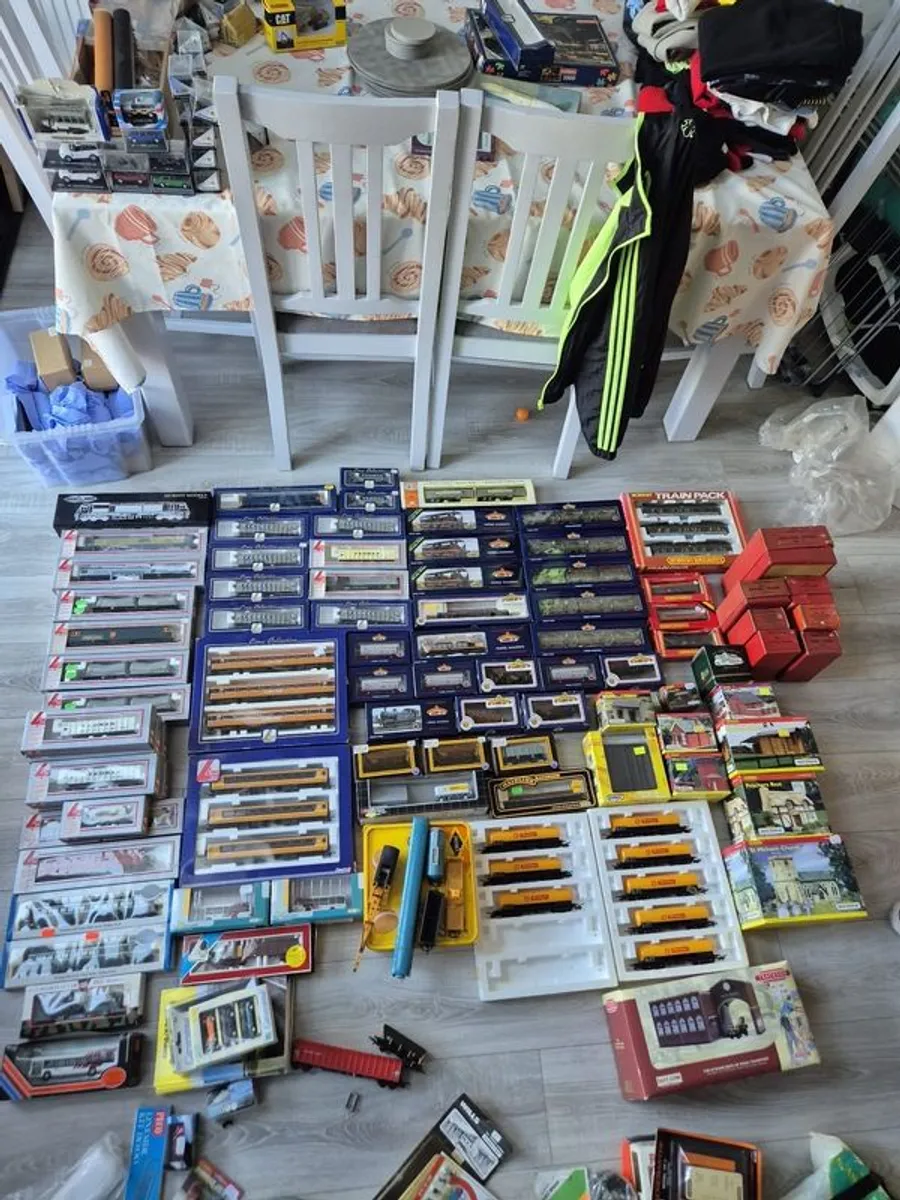 Model Rail Trains & Accessories - Image 1
