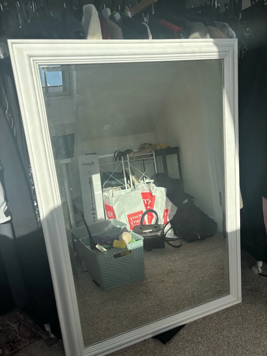 Mirror - Image 2