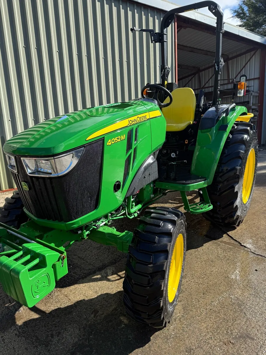 John deere 4052m - Image 3