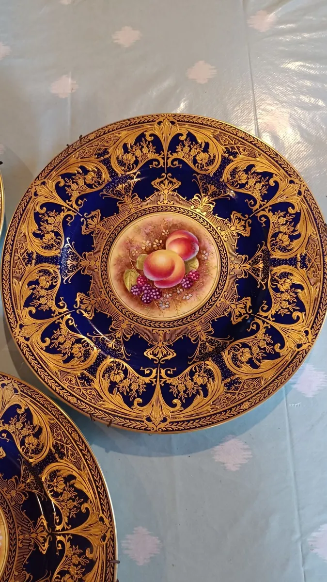 Royal Worcester hand painted plates - Image 1
