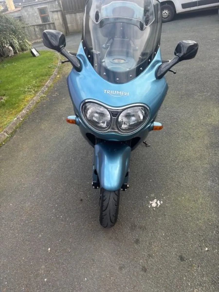 Triumph Trophy 2003 - Image 1