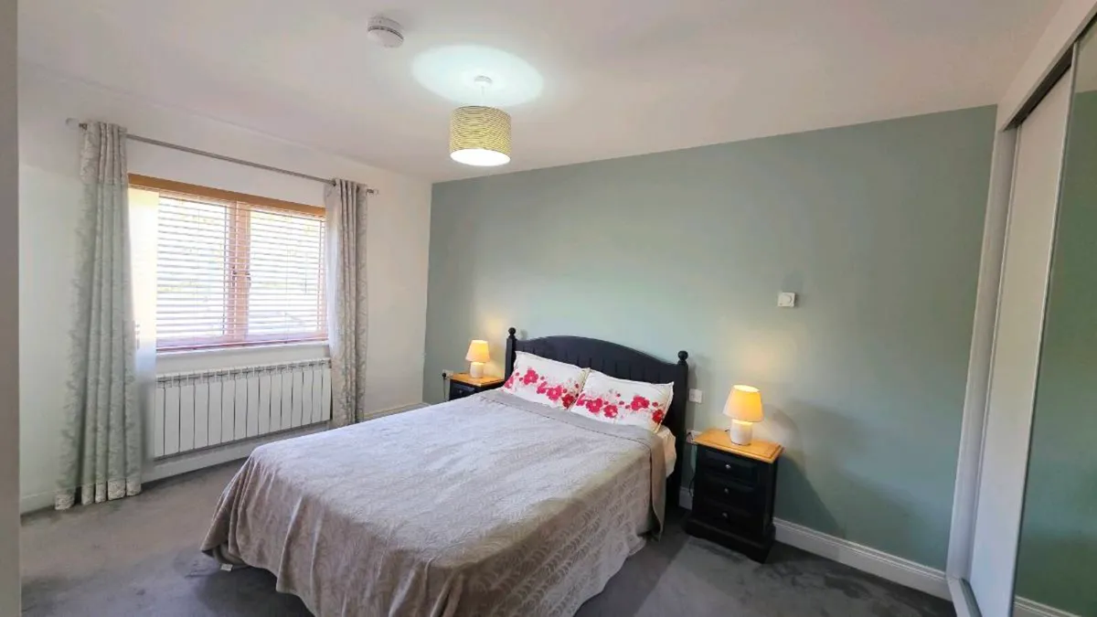 king size bed mattress included and tables - Image 1