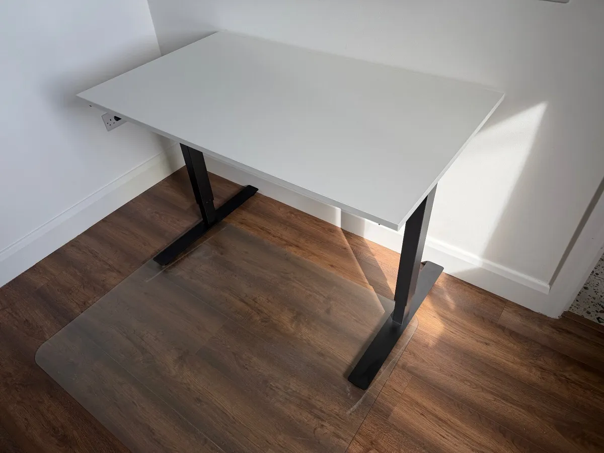Ikea Trotten Sit/Stand Desk 120x70cm White/Antraci - Image 4