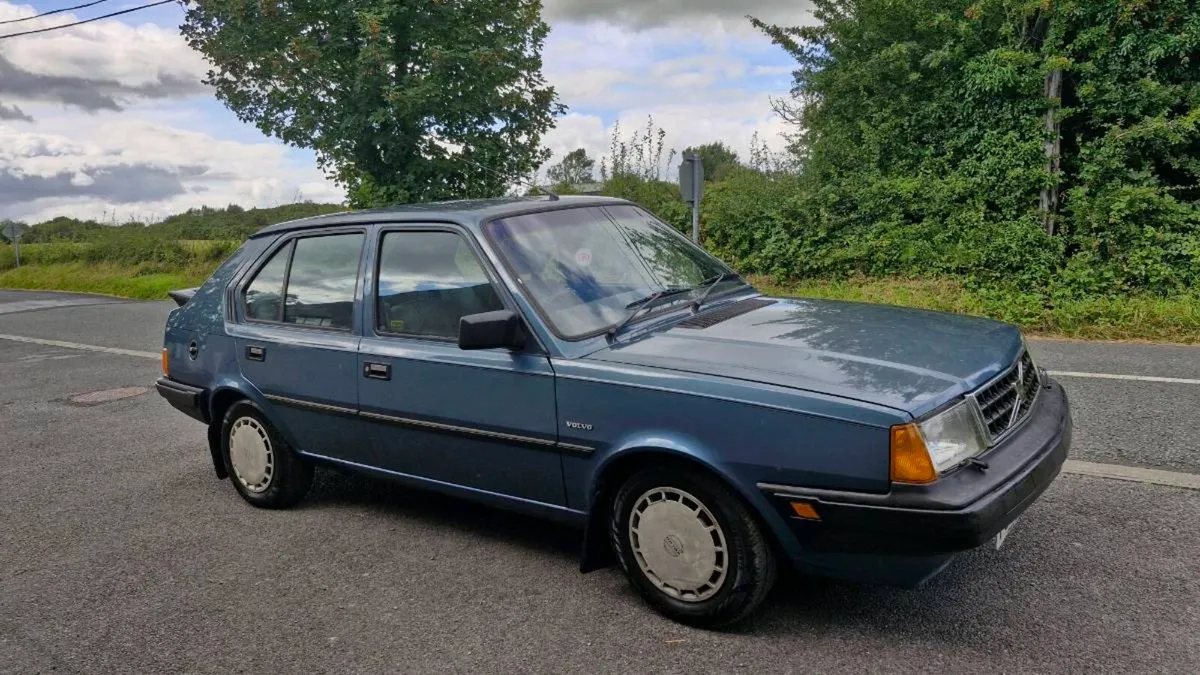 Volvo 340 GL 1.4  low miles - Image 3