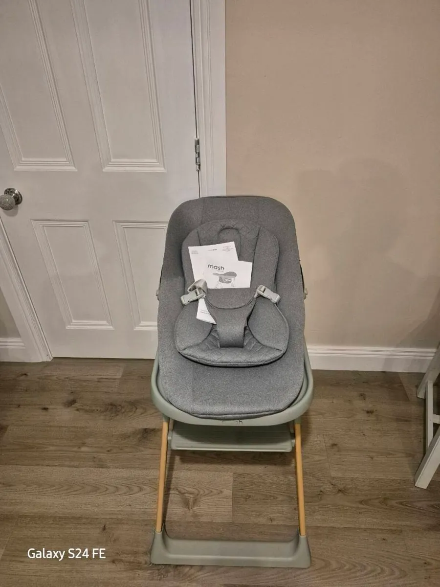 Mash High Chair Bundle - Image 1