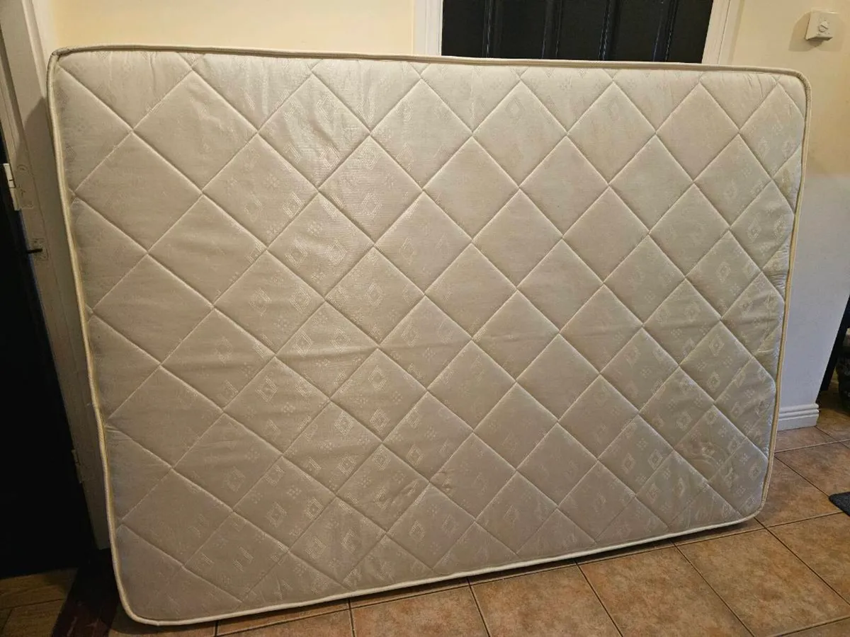 Pocket sprung mattress - double