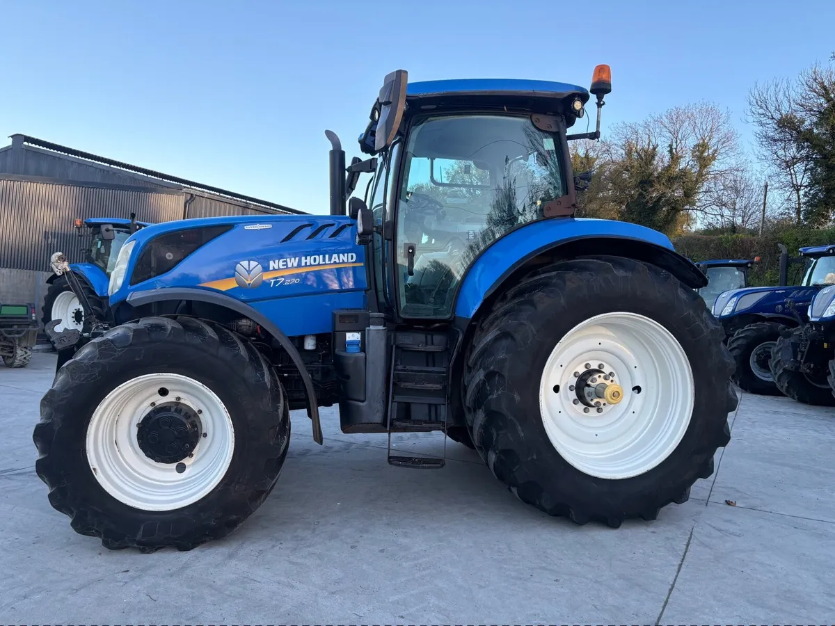 2018 New Holland T7.270 ***Front PTO*** - Image 2
