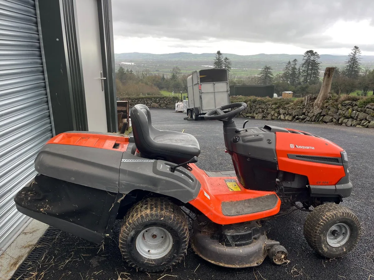 Husqvarna CT154 ride on lawnmower - Image 3