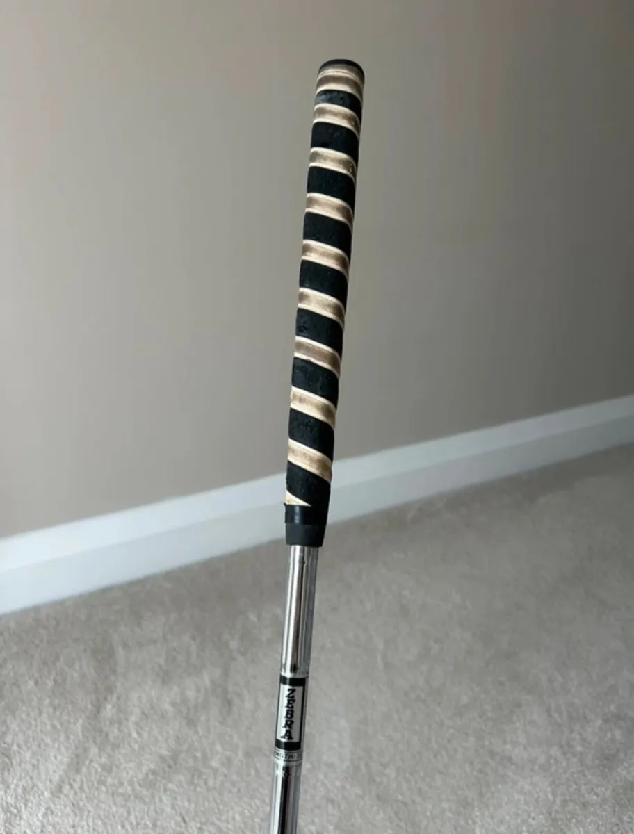 Zebra golf putter - Image 2