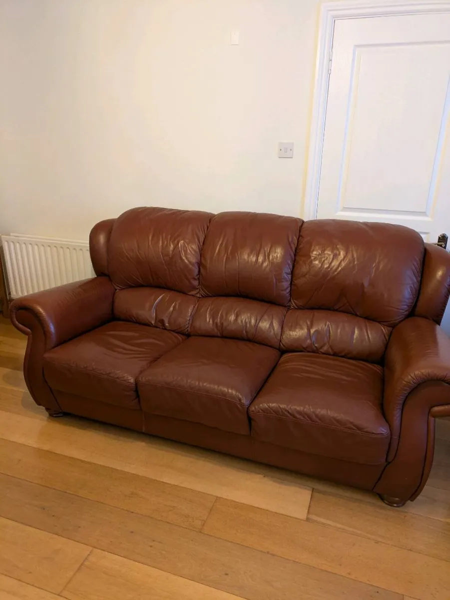 Living Room suite of  furniture - Image 3