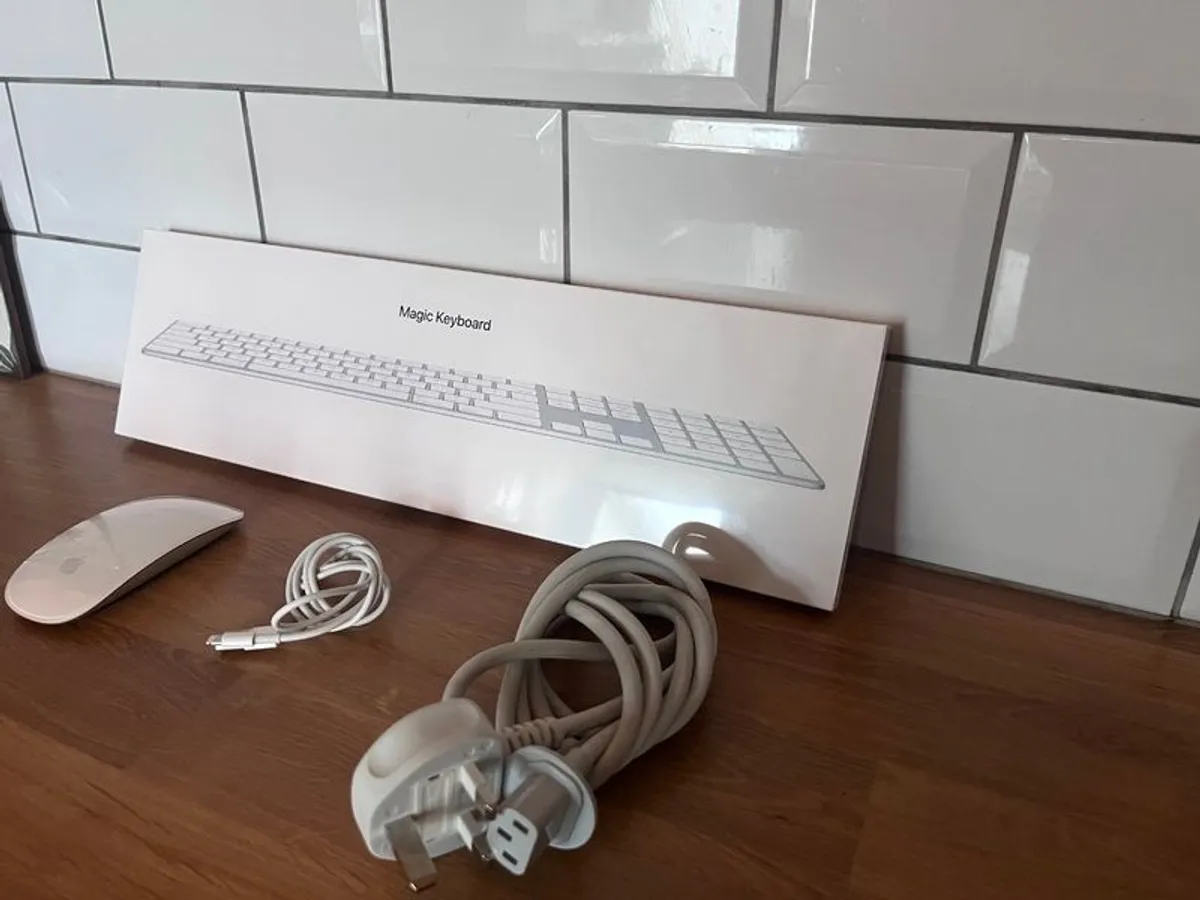 IMac Excellent Condition - Image 3