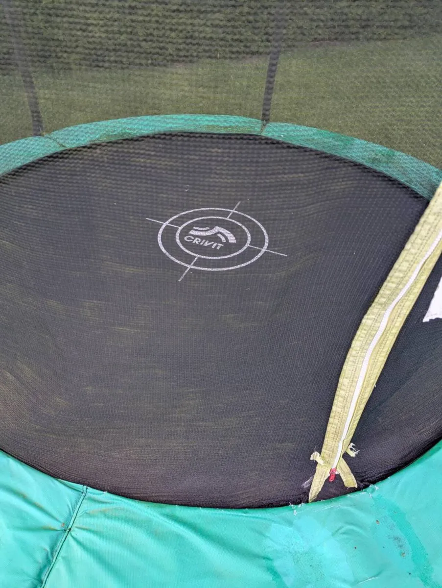8ft trampoline - Image 2