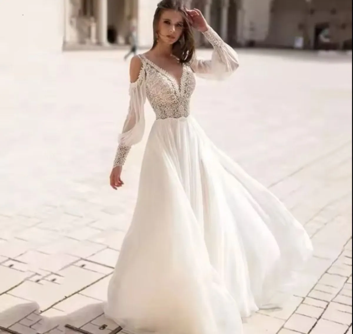 Wedding dress - Image 1