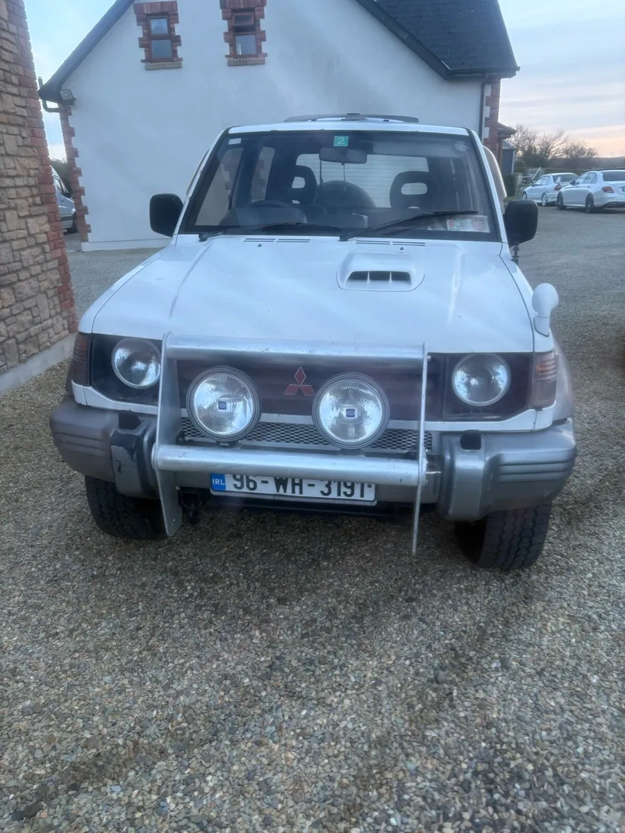Mitsubishi Pajero 2.8 - Image 2