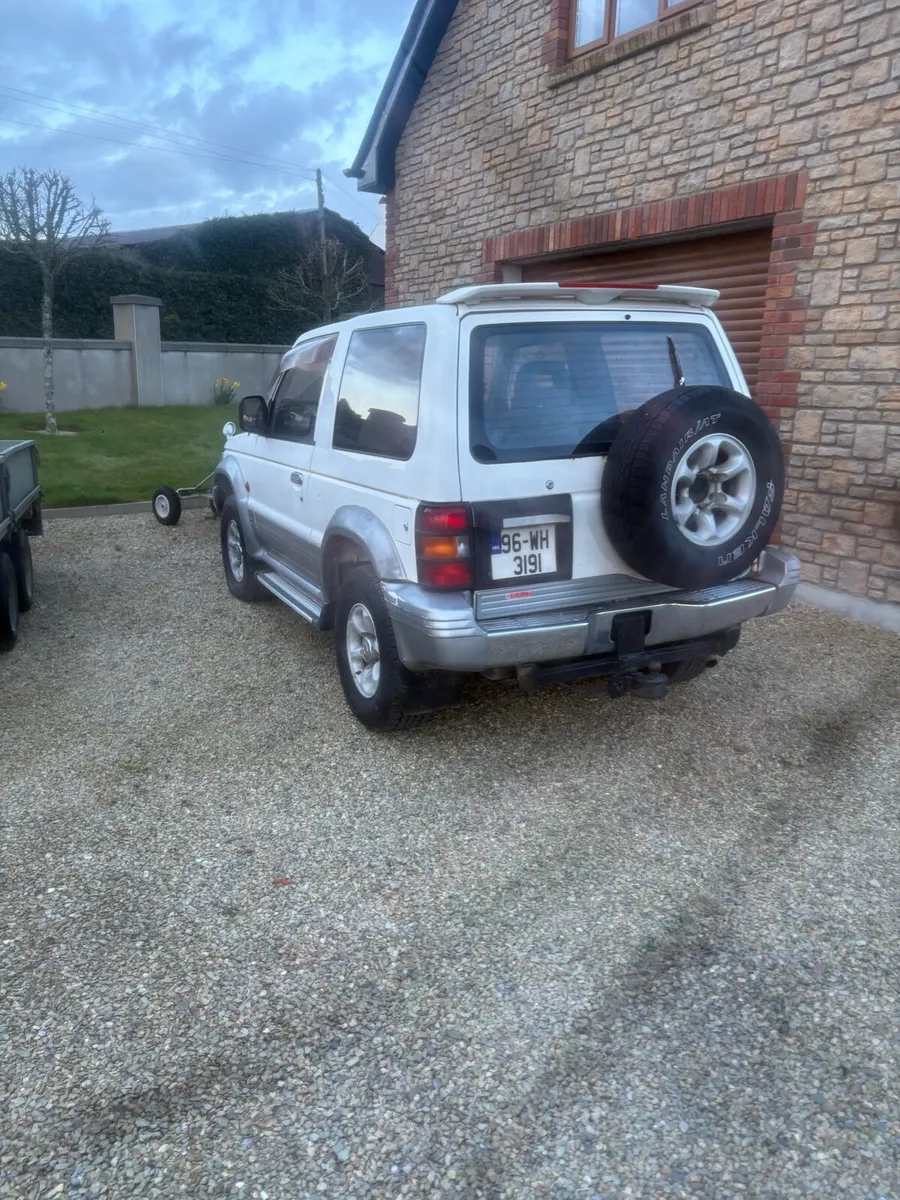 Mitsubishi Pajero 2.8 - Image 4
