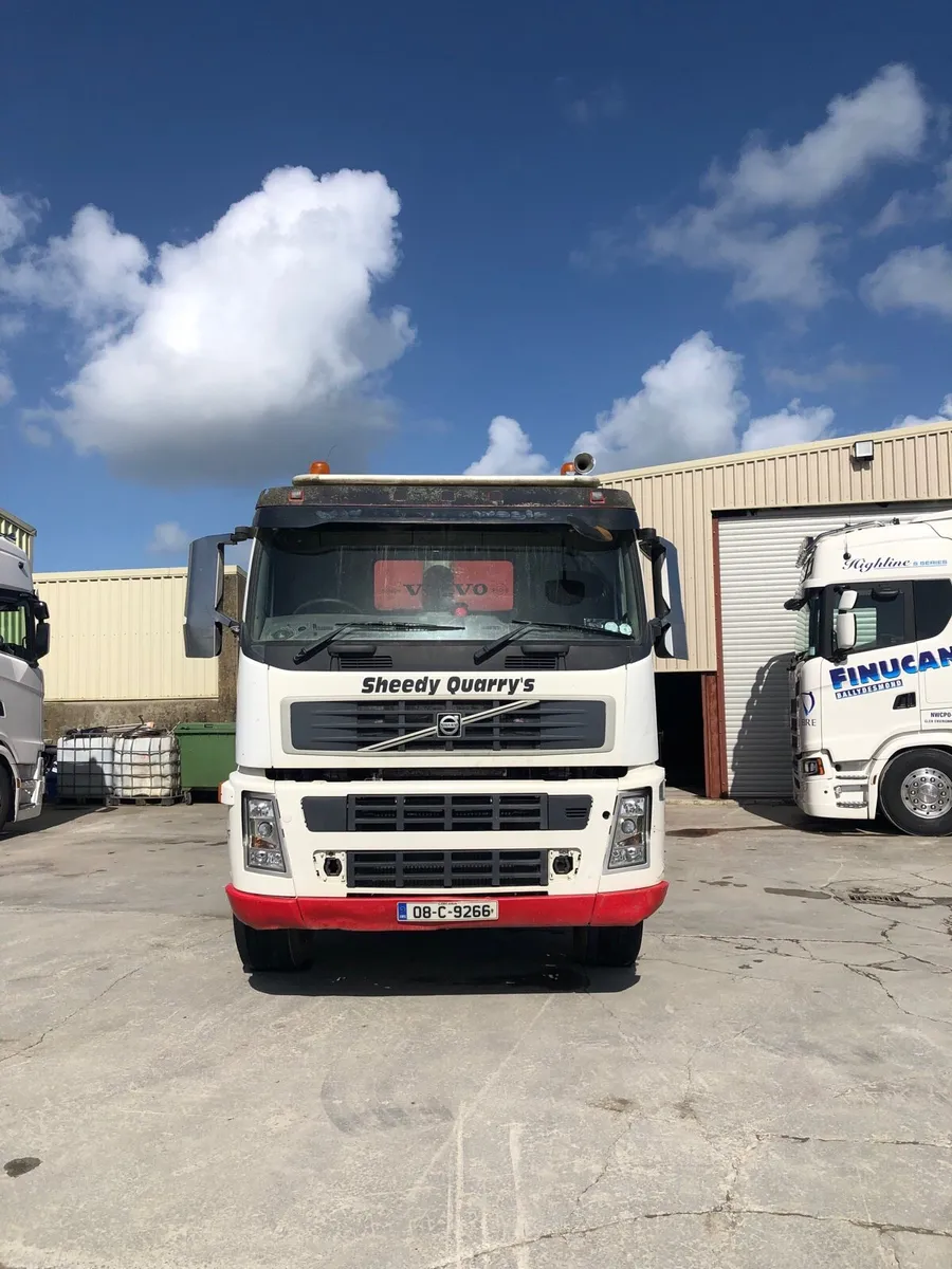 Volvo FM13 tipper - Image 2