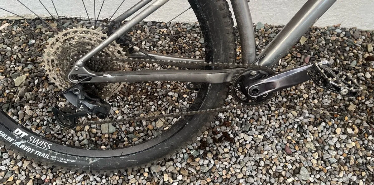 Specialized Fuse 2022 mountain bike - Image 4