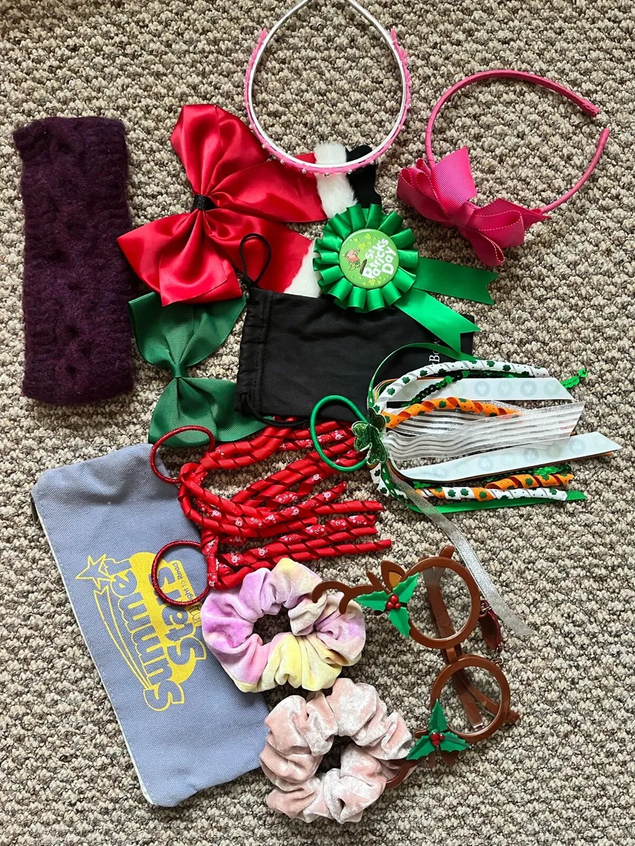 For sale bundle of accessories - Image 3