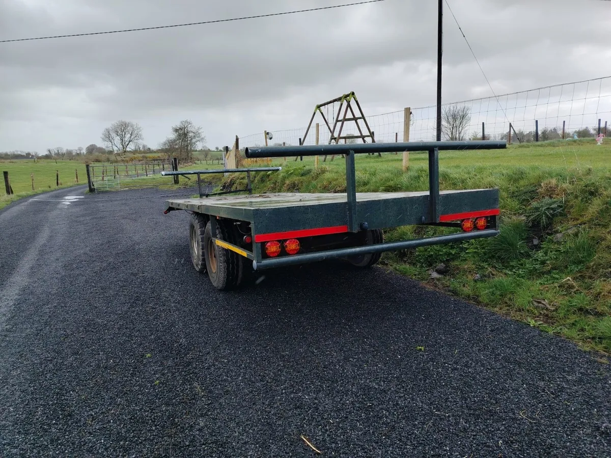 Bale trailer - Image 3