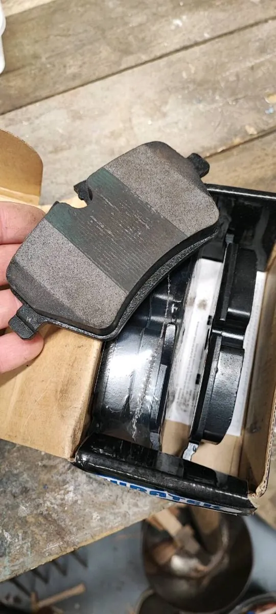 Brake pads (mini) - Image 2