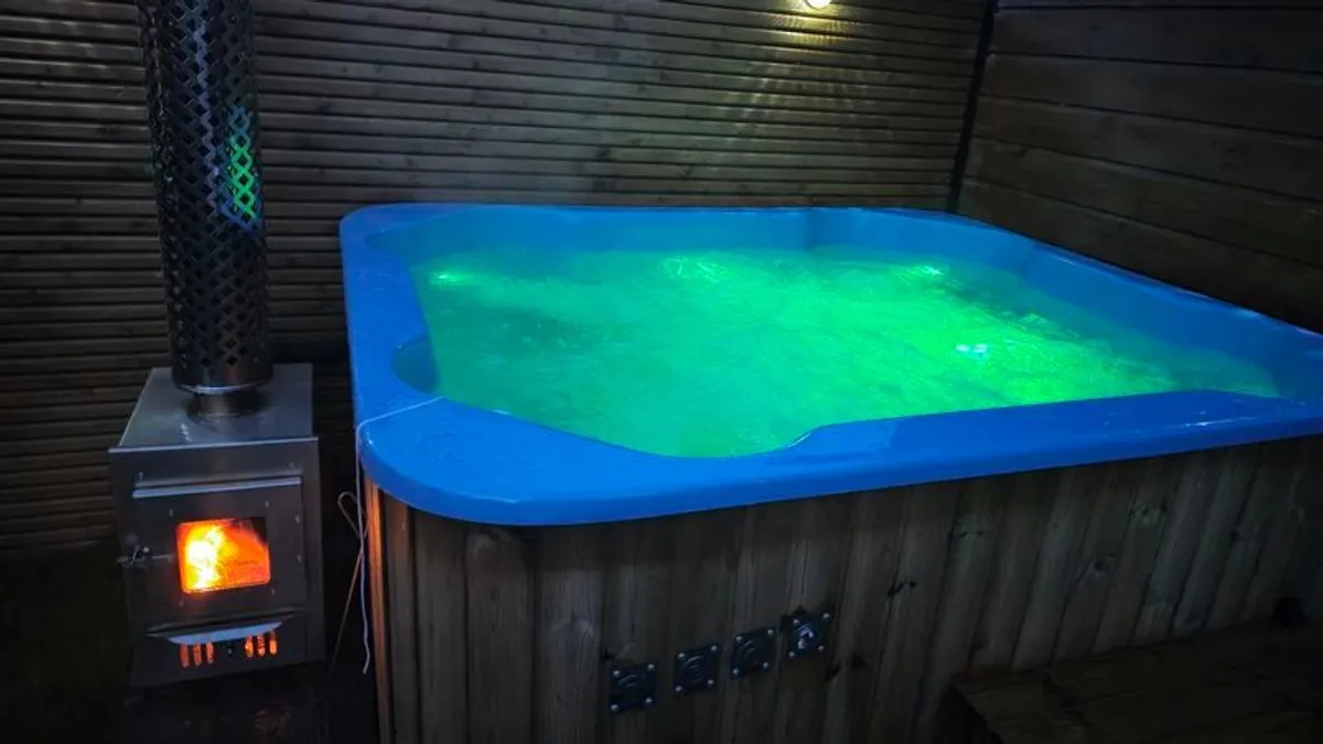 Hot tub - Image 4