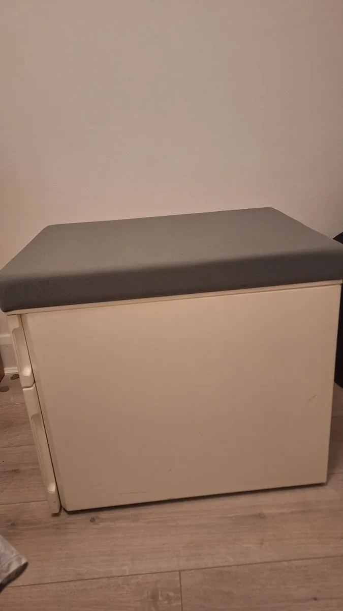 Locker/filing cabinet - Image 2