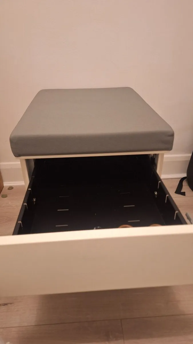 Locker/filing cabinet - Image 3