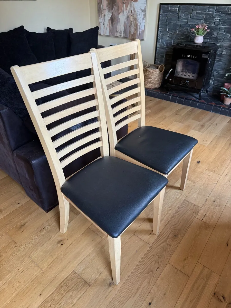 Foldable kitchen or dining room table + 4 chairs - Image 2