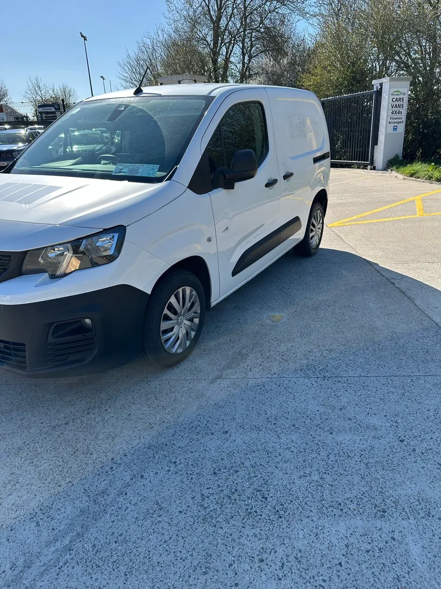 2021 Peugeot Partner - Image 3