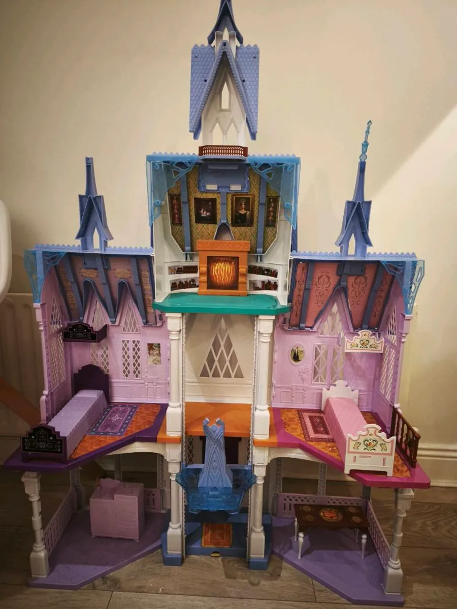 Toys, high chair - Image 2