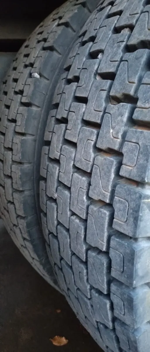 Volvo Other 2010 - Image 1