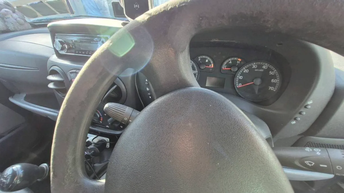 Fiat doblo 1.4 dynamic - Image 2