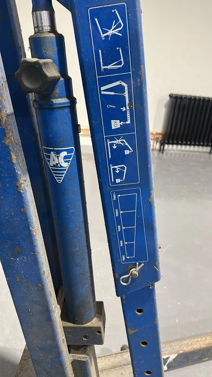 Engine hoist - Image 2